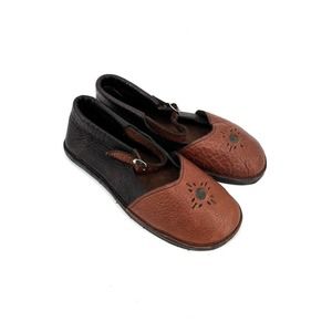 Women's Shoes Casual Leather Moccasins Size 9 Buckle Cutouts Comfort EUC Boho